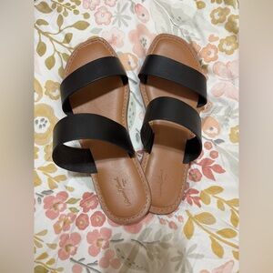Universal Thread - Black Strappy Sandals